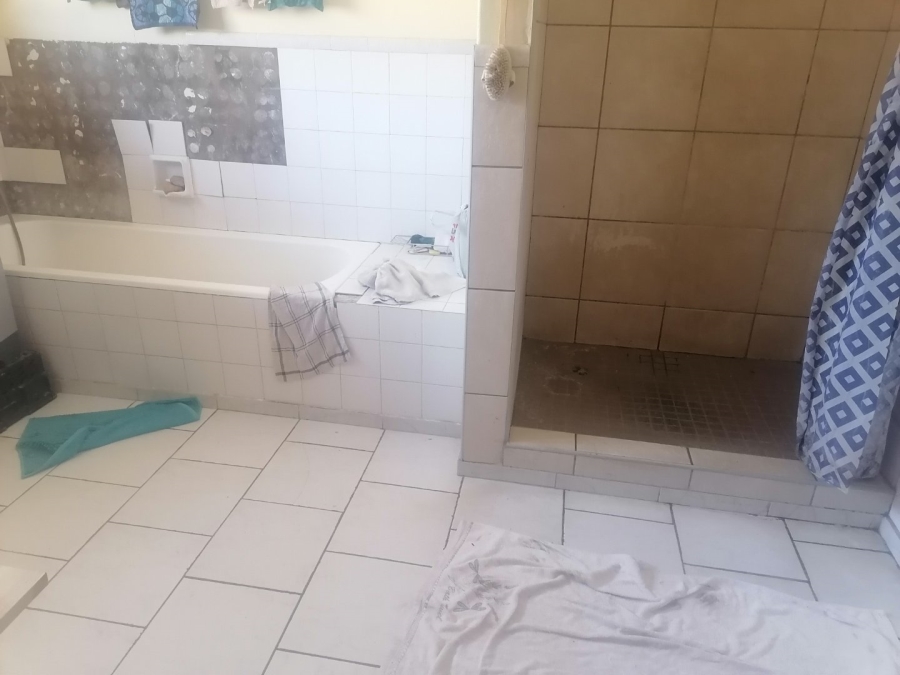 6 Bedroom Property for Sale in Universitas Free State